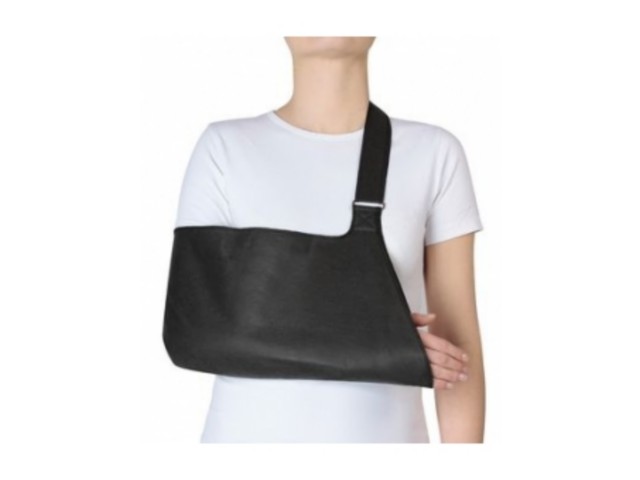 Qmed 4-Arm Temblak czarny M interakcje ulotka temblak - 1 szt.